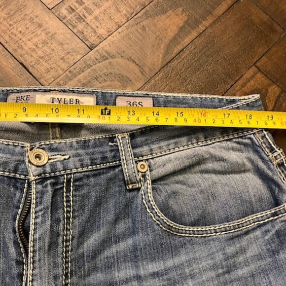 BKE Men Buckle Tyler Bootcut Jeans - Picture 8 of 8